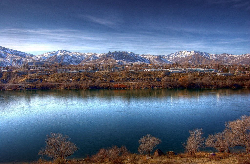 wenatchee - best city to retire in WA.