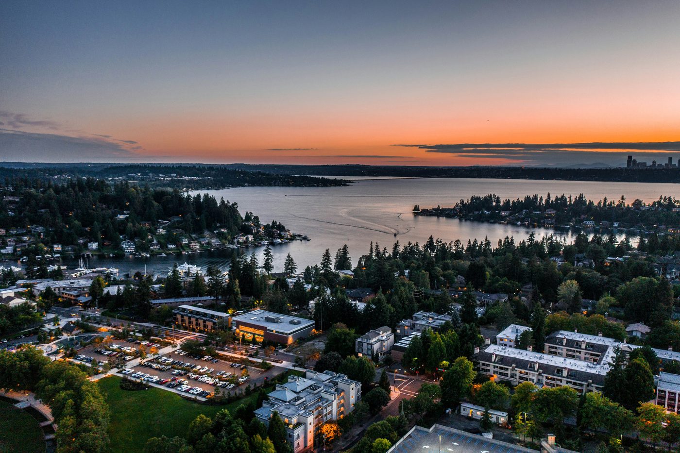 The 5 Wealthiest Waterfront Neighborhoods in Seattle (2026)